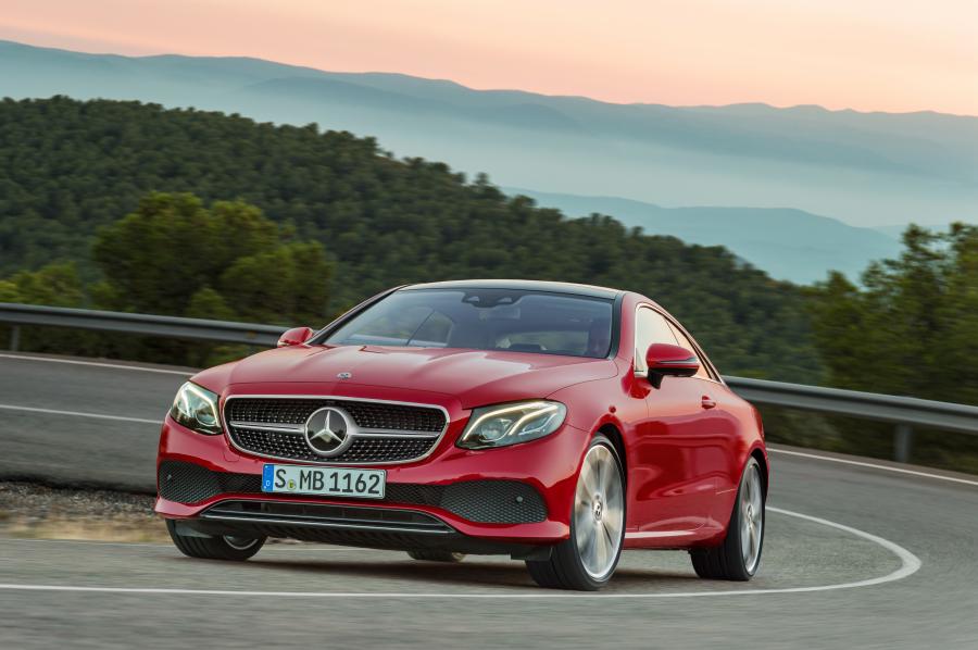  Mercedes-Benz E220 d Avantgarde Coupe 2017 года  (WW) (фото 18 из 29)